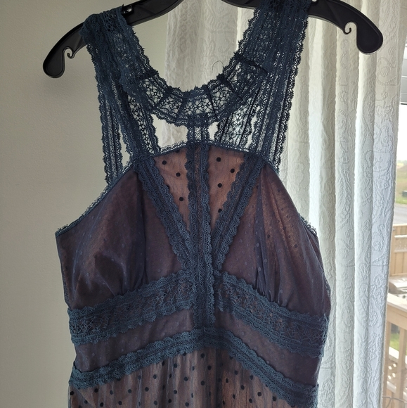 BG - Picture 8 of 11